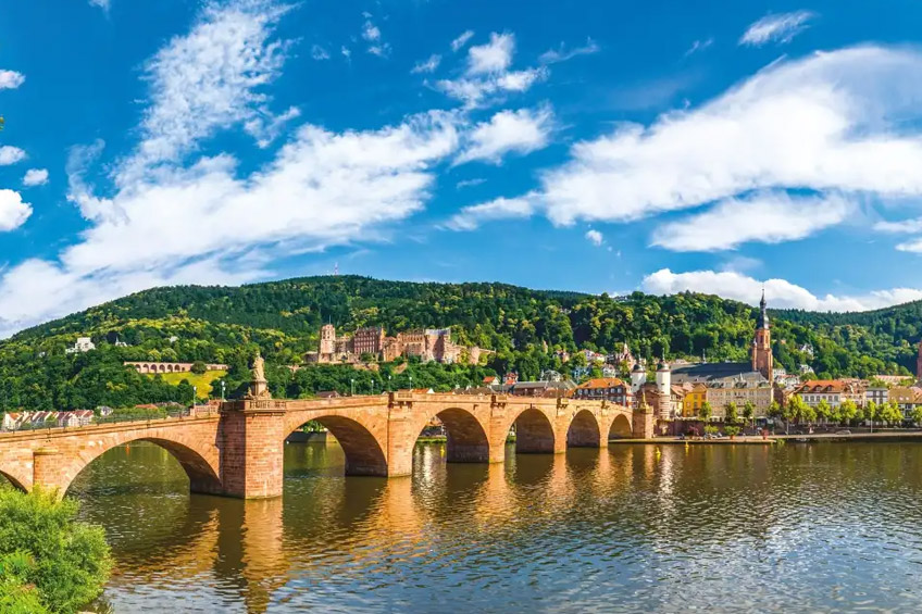 4 RIVERS: THE MOSELLE, SARRE, ROMANTIC RHINE, AND NECKAR VALLEYS